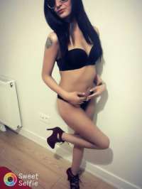 Eşsiz Deneyimler Sunan Konya VIP Escort Karina