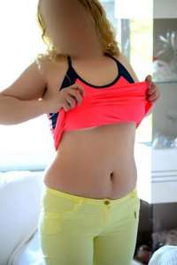 Sizlere Konya Masaj Escort'taki Kendi Dünyasını Tanıtıyor: Lara