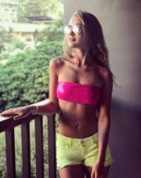 Üniversiteli Elit Escort - Zarif ve Şaşırtıcı Konya Güzeli